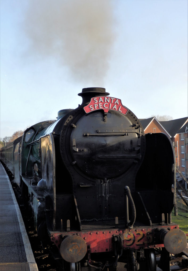 Santa Specials on the Watercress Line